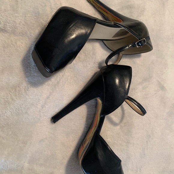 3 pair bundle - Picture 5 of 12